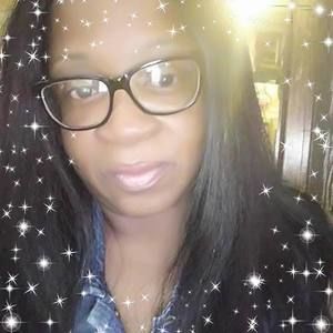 Meet your Posher, Carolyn